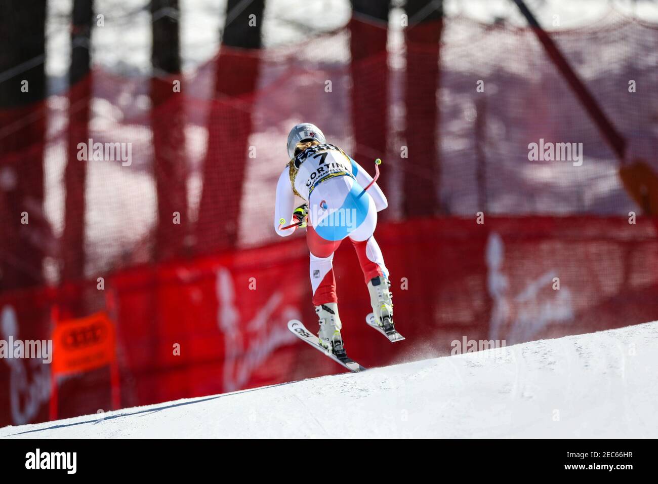 Cortina (BL, Italien. Februar 2021, 13th. Cortina (BL), Italien, Olympia delle Tofane, 13. Februar 2021, Corinne SUTER SUI während 2021 FIS Alpine Ski-Weltmeisterschaften - Abfahrt - Damen - alpines Skirennen Credit: Luca Tedeschi/LPS/ZUMA Wire/Alamy Live News Stockfoto