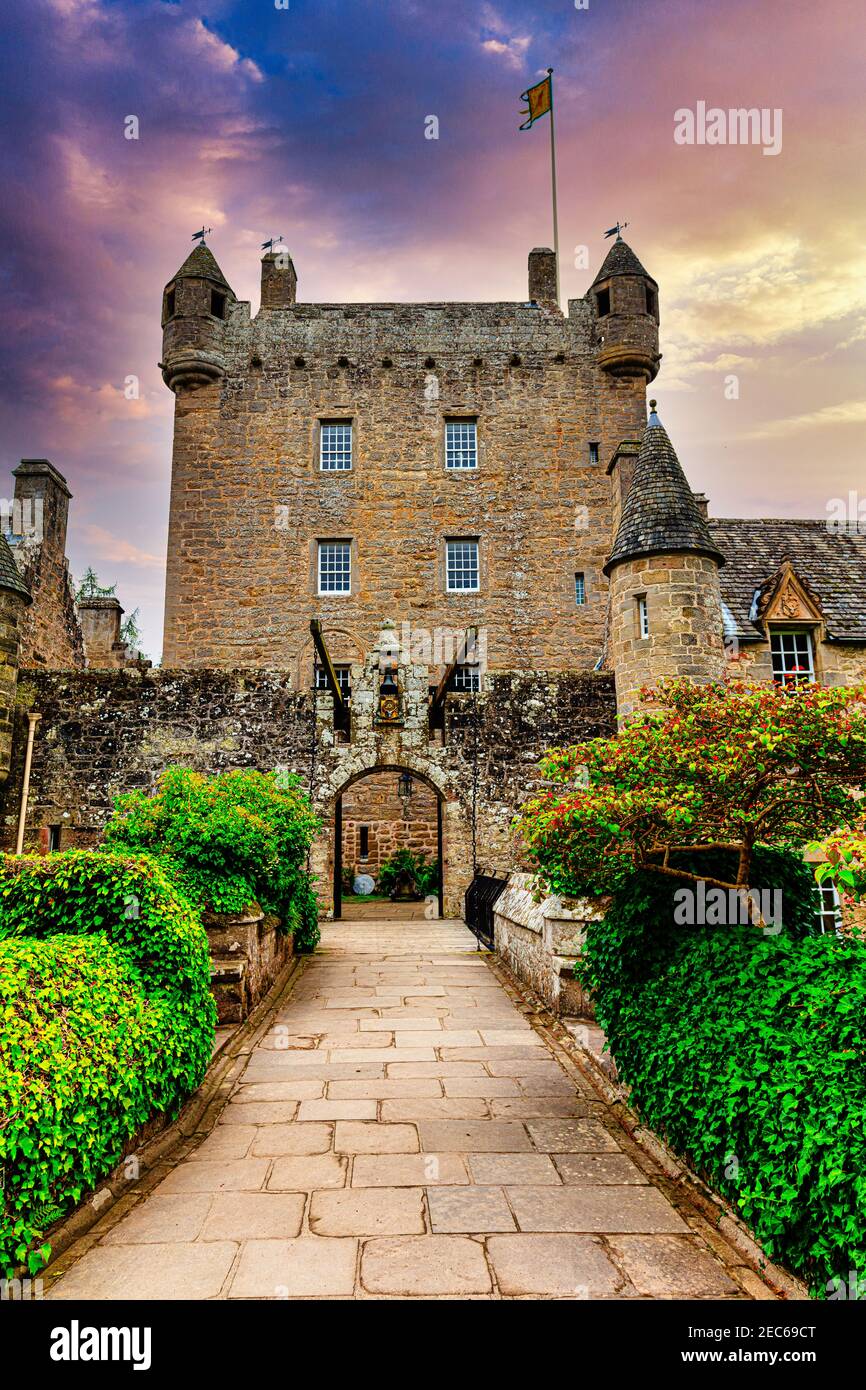 Cawdor Castle, 15th-Jahrhundert-Turm Haus der Dowager Gräfin Cawdor mit literarischen Verbindungen zu William Shakespeares Macbeth, Nairn, Schottland Stockfoto