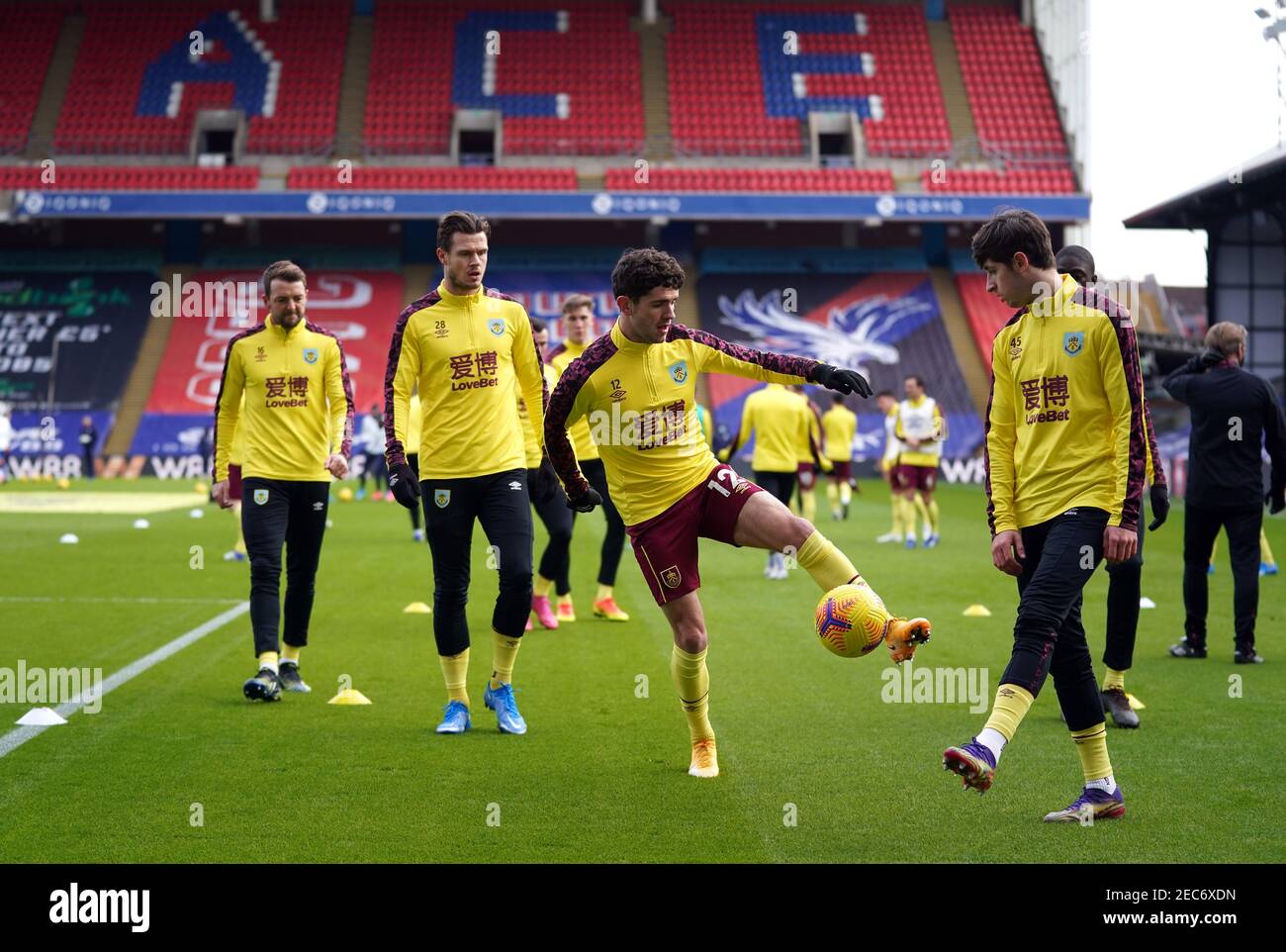 Robbie Brady von Burnley vor dem Premier League-Spiel im Selhurst Park, London. Bilddatum: Samstag, 13. Februar 2021. Stockfoto
