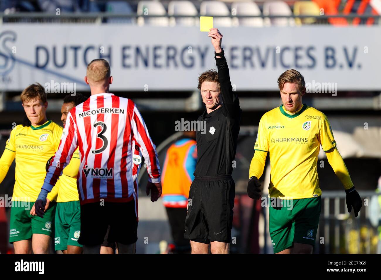 13-02-2021: Voetbal: Sparta Rotterdam gegen Fortuna Sittard: Rotterdam ROTTERDAM, NIEDERLANDE - FEBRUAR 13: Tom Beugelsdijk von Sparta Rotterdam empfängt Stockfoto