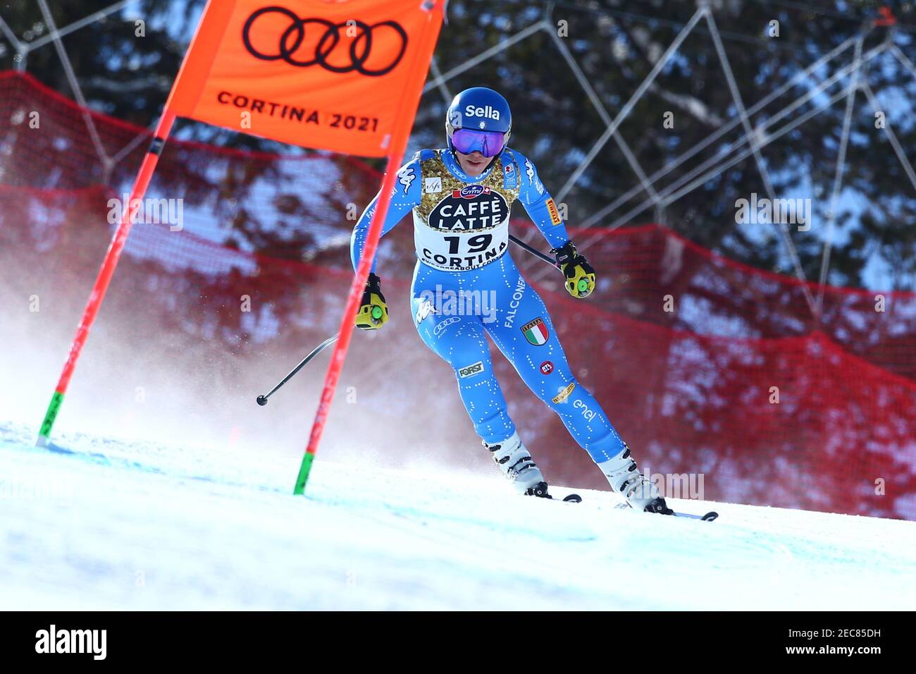 Cortina (BL, Italien. Februar 2021, 13th. Cortina (BL), Italien, Olympia delle Tofane, 13. Februar 2021, CURTONI Elena (ITA) während der FIS Alpine Ski-Weltmeisterschaften 2021 - Abfahrt - Damen - alpines Skirennen Credit: Sergio Bisi/LPS/ZUMA Wire/Alamy Live News Stockfoto