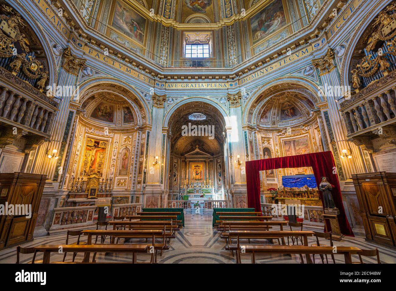 Kirche Santa Maria di Loreto in der Nähe des Piazza Venezia in Rom, Italien. Stockfoto