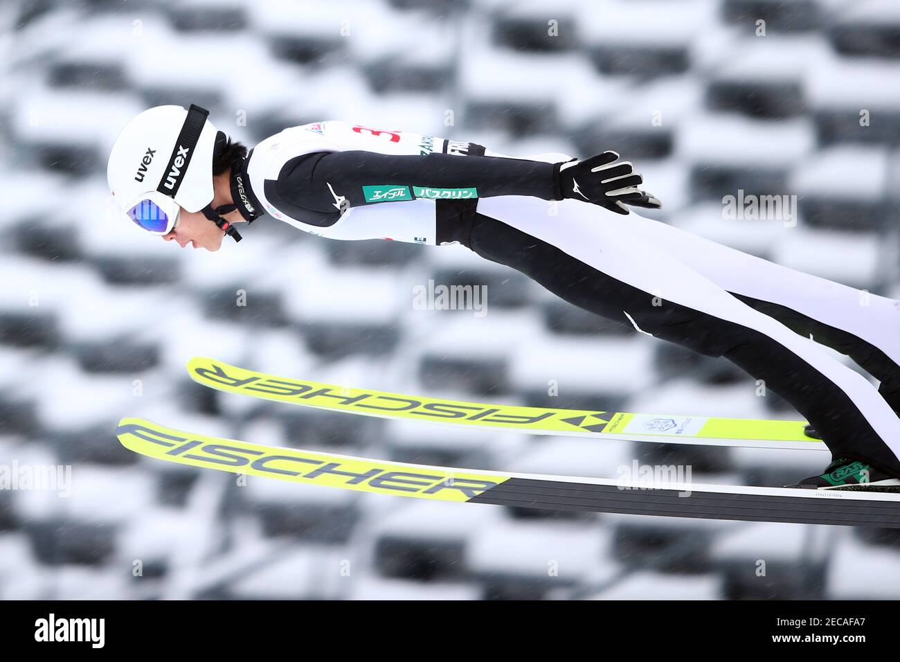 Zakopane, Polen. Februar 2021, 13th. Sato Keiichi Skispringen auf der Great Krokiew Ski Jumping Anlage während des Skisprung-Weltcupwettbewerbs in Zakopane. Kredit: SOPA Images Limited/Alamy Live Nachrichten Stockfoto
