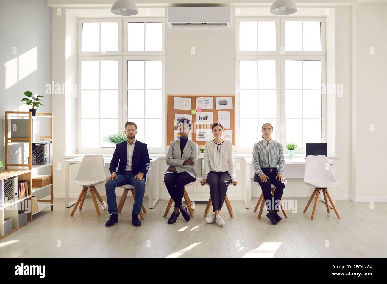 Multiethnisches Personal, internationales Unternehmen, Teamwork-Konzept Stockfoto