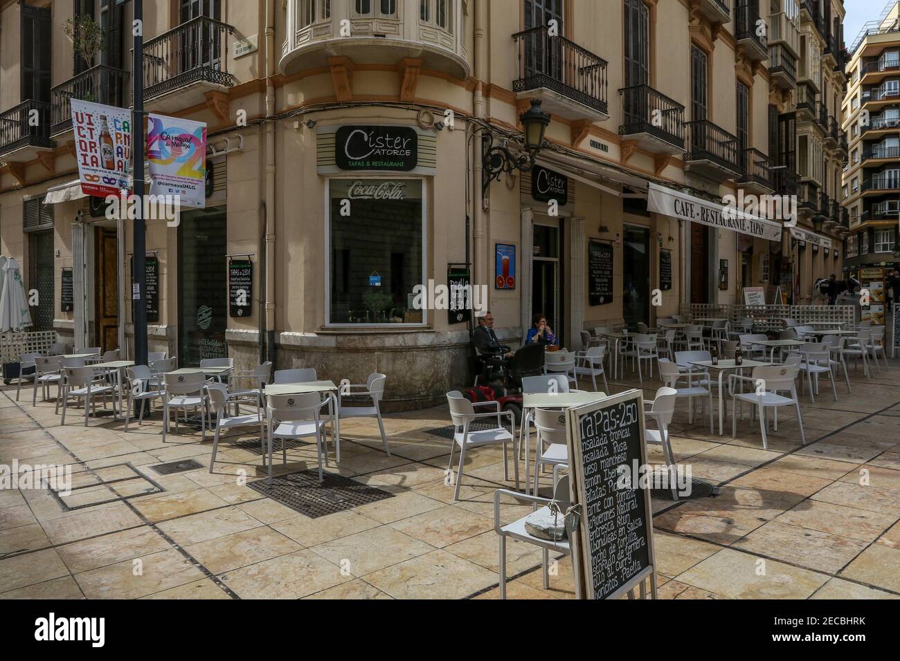 13. Februar 2021: 13. Februar 2021 (Malaga) Malaga öffnet wieder den Zeitplan für Geschäfte und Hotels bis 6 Uhr, aber mit Einschränkungen aufgrund der Krise des Covid 19 Quelle: Lorenzo Carnero/ZUMA Wire/Alamy Live News Stockfoto