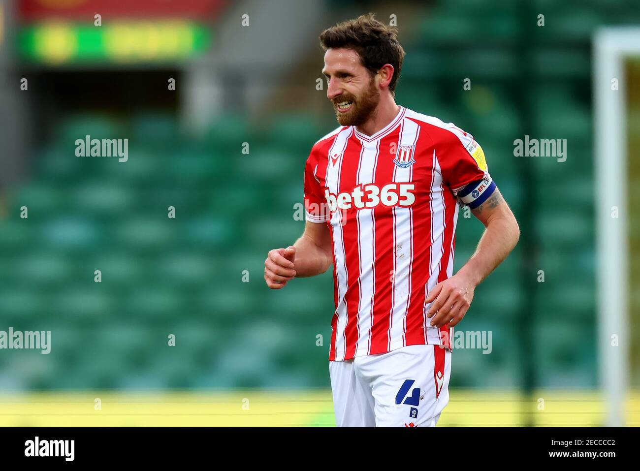 Norwich, Norfolk, Großbritannien. 13th Februar 2021; Carrow Road, Norwich, Norfolk, England, Englisch Football League Championship Football, Norwich Versus Stoke City; Joe Allen of Stoke City Kredit: Action Plus Sports Images/Alamy Live News Stockfoto