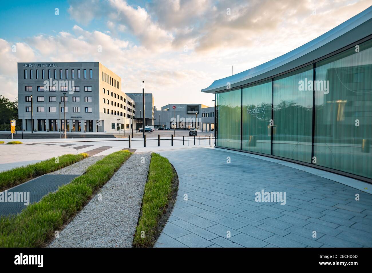 WETZLAR; DEUTSCHLAND 2020 06 22: Café Leitz im Leitz-Park. Industrieller Teil von Wetzlar, Hauptsitz des Leica-Werks. Stockfoto