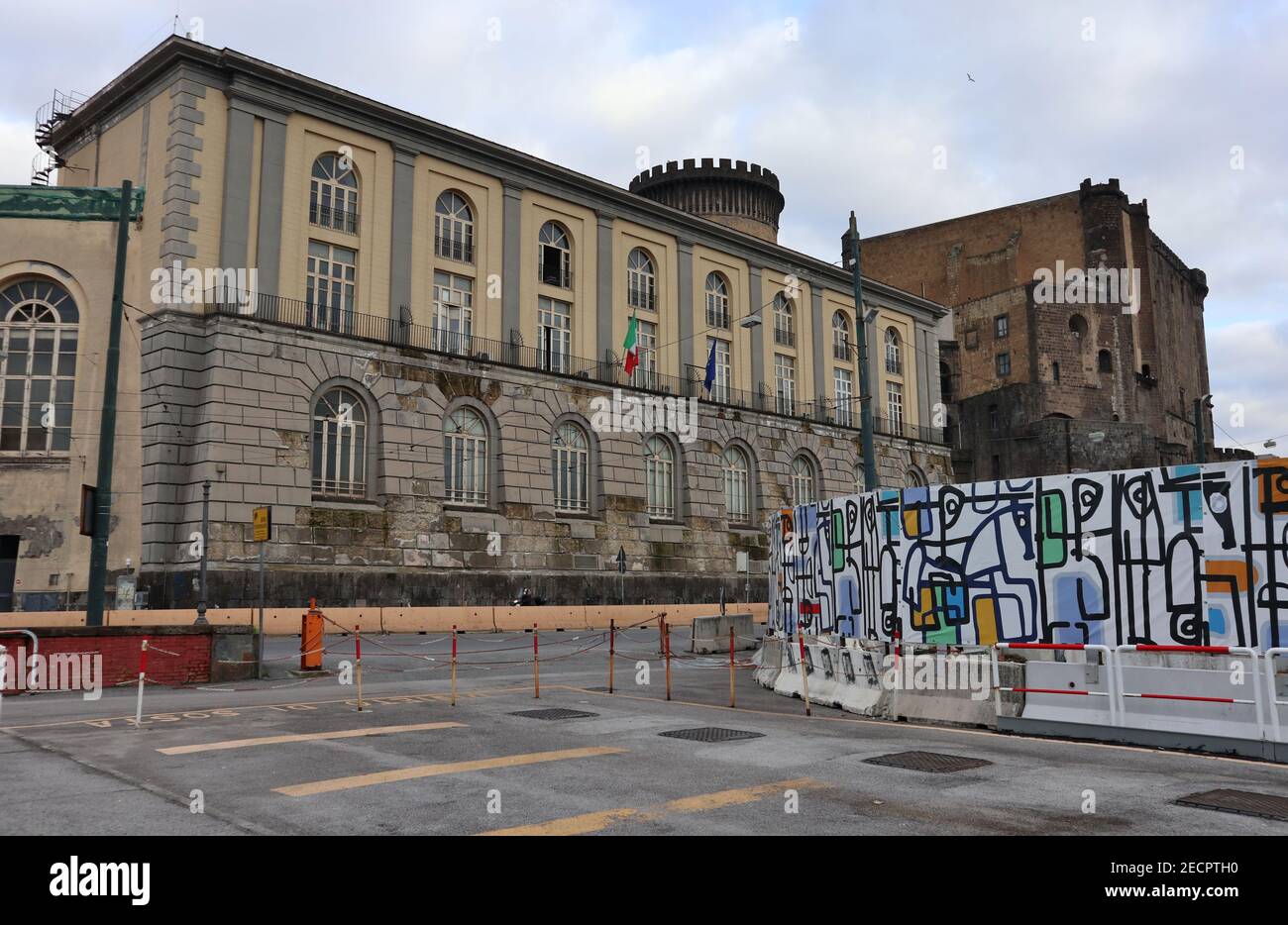 Napoli - Facoltà di Scienze Motorie da Molo Beverello Stockfoto