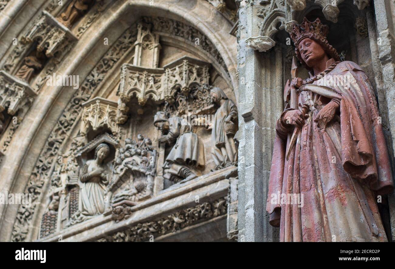 Außenansicht der gotischen Kathedrale von Sevilla Stockfoto