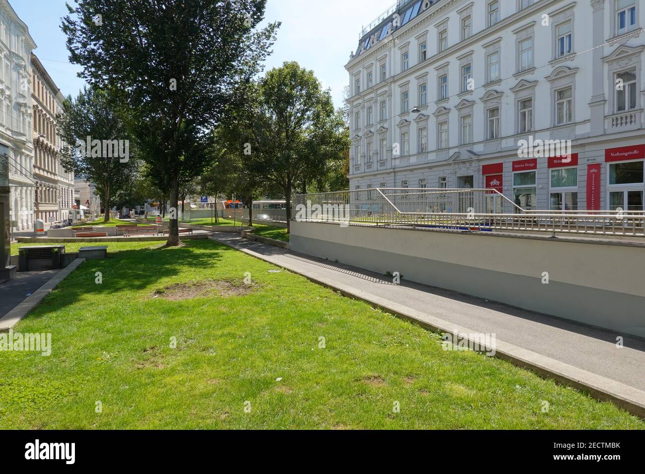 Wien, Bauernfeldplatz, Park über Tiefgarage Stockfoto