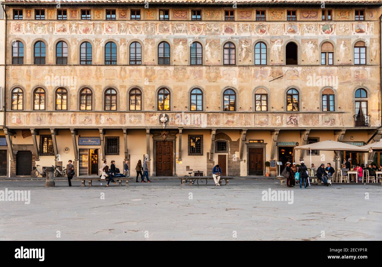 Fresko Gemälde auf dem Palazzo dell Antella. Piazza Di Santa Croce. Florenz. Stockfoto