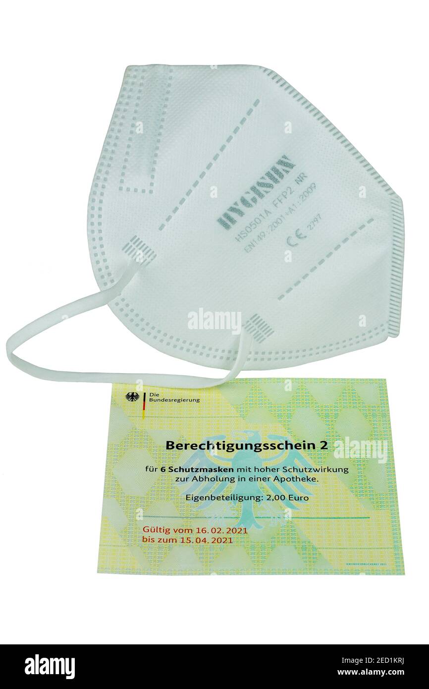 FFP2 Maske mit CE-Kennzeichnung, Berechtigungsbescheinigung der Bundesregierung zum ermäßigten Kauf, Deutschland Stockfoto