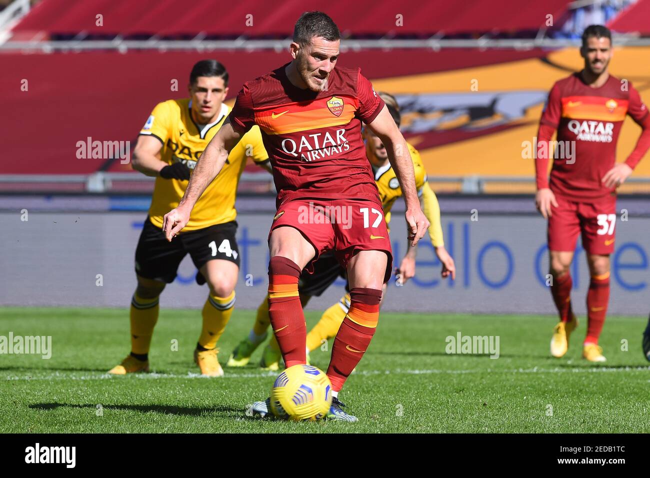 2/14/2021 - Jordan Veretout von Roma erzielt Strafpunkte während des Fußballspiels der Serie A zwischen Roma und Udinese im Olimpico-Stadion in Roma, Italien, 14. Februar 2021. (Foto von IPA/Sipa USA) Stockfoto