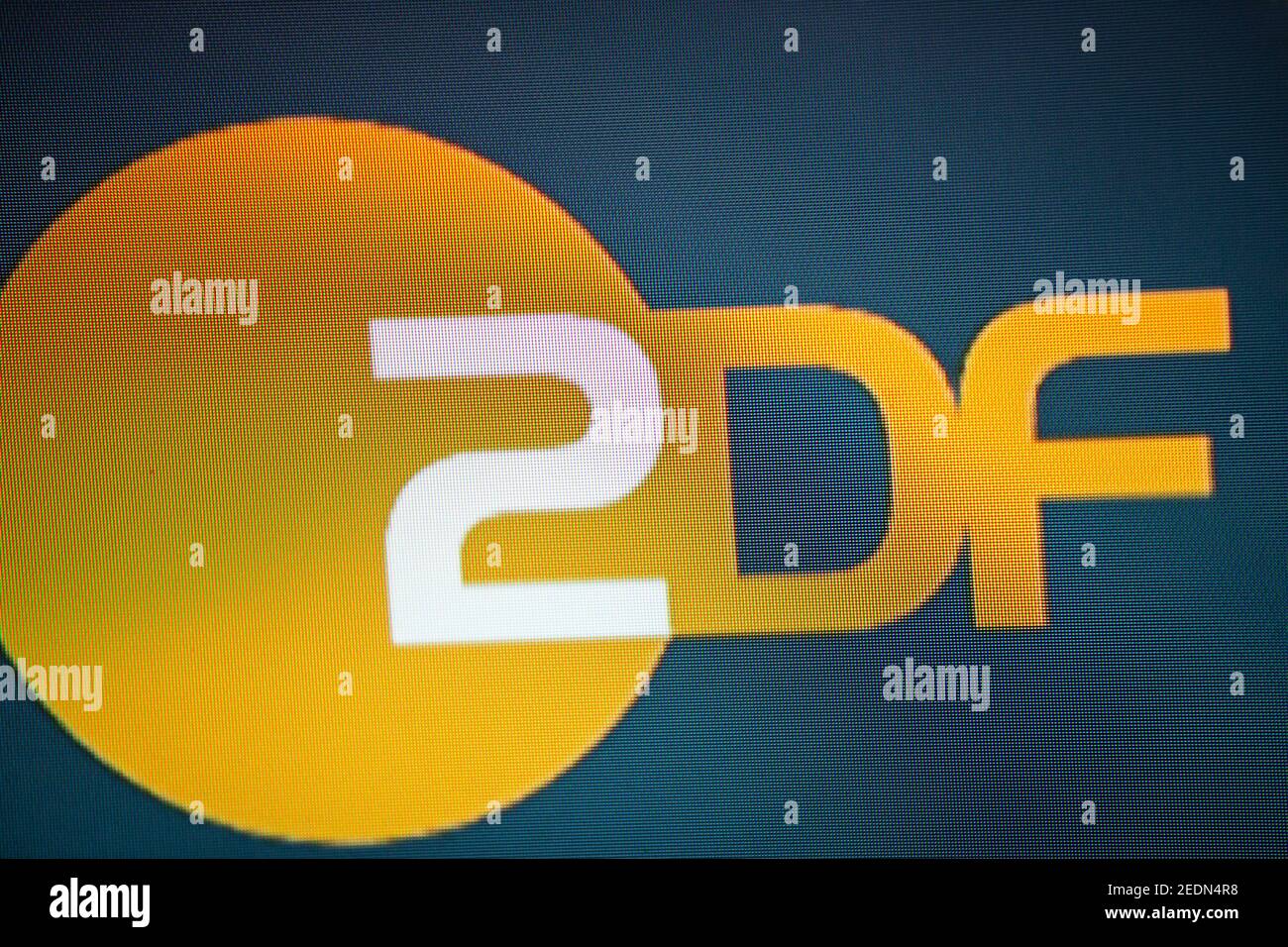 12,01.2021, Bremen, Bremen, Deutschland - ZDF-Logo auf einem Bildschirm.. 00A210112D069CAROEX.JPG [MODEL RELEASE: NICHT ZUTREFFEND, PROPERTY RELEASE: NO (c) caro i Stockfoto