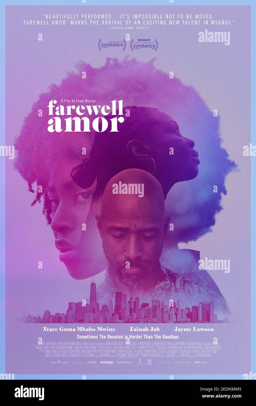 Lebewohl Amor (2020) unter der Regie von Ekwa Msangi mit Ntare Guma Mbaho Mwine, Zainab Jah und Jayme Lawson. Ein angolaner Einwanderer wird in den USA von seiner Frau und Tochter 17 Jahre später beigetreten. Stockfoto
