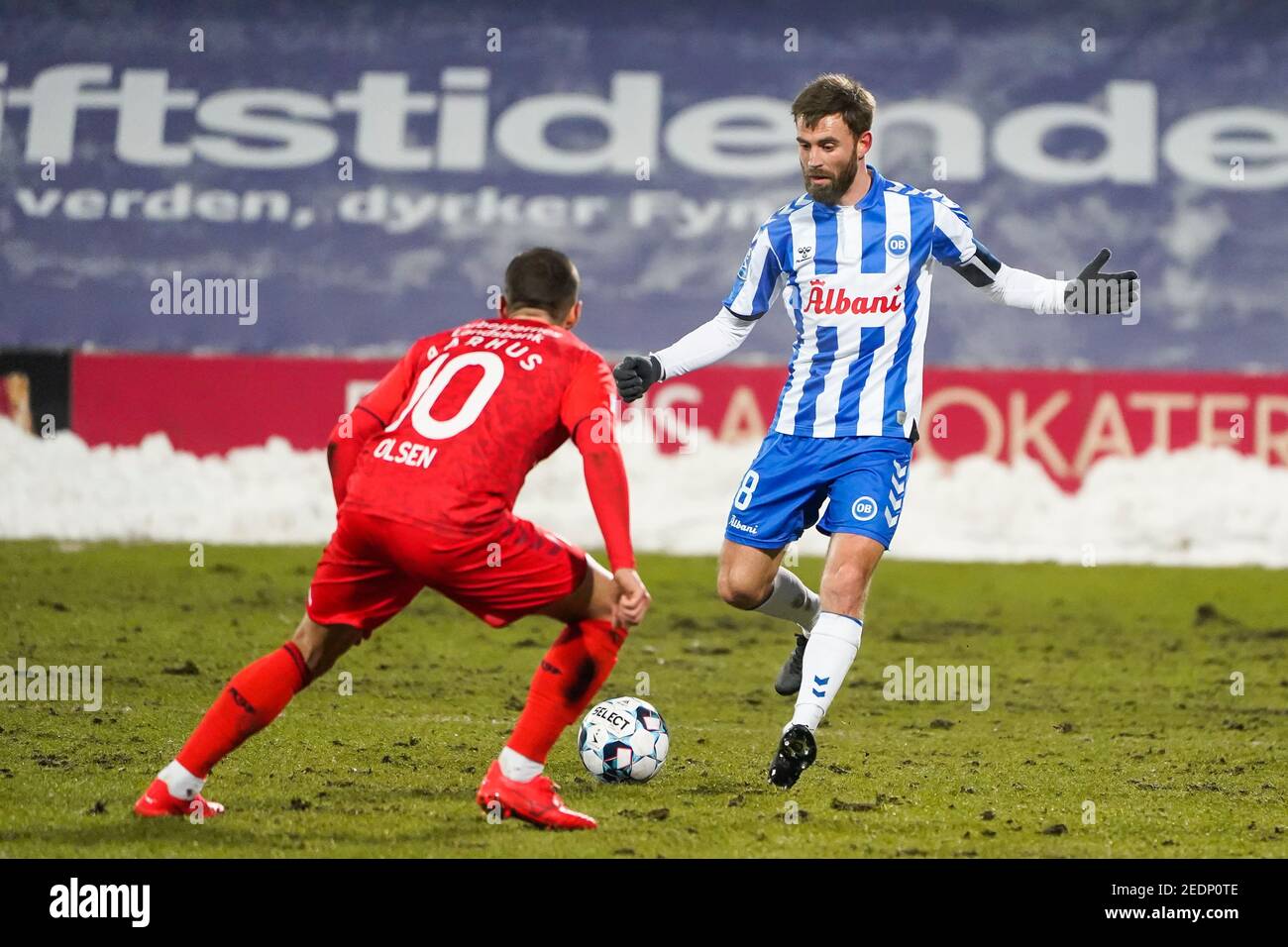 Odense, Dänemark. Februar 2021, 14th. Janus Drachmann (8) von ob beim Superliga-Spiel 3F zwischen Odense Boldklub und Aarhus GF im Nature Energy Park in Odense. (Foto Kredit: Gonzales Foto/Alamy Live News Stockfoto