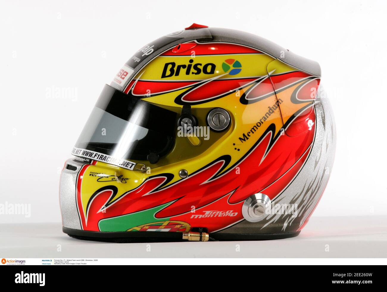 Formel 1 F1 Midland Team Launch 2006 Silverstone 3 2 06 Tiago Monteiro Helm Pflichtangabe Action Images Crispin Thruston Stockfotografie Alamy