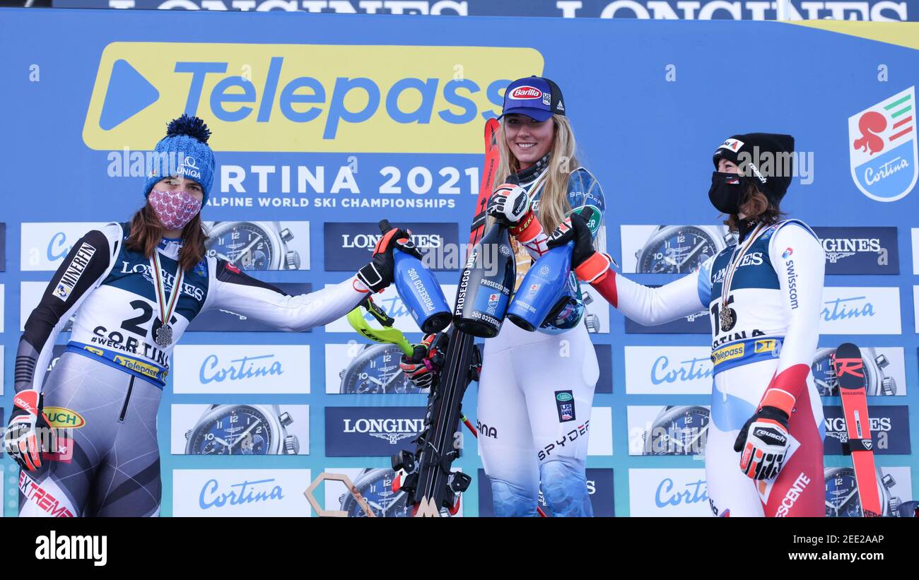 Cortina (BL, Italien. Februar 2021, 15th. Cortina (BL), Italien, Olympia delle Tofane, 15. Februar 2021, Podium während 2021 FIS Alpine Ski Weltmeisterschaften - Alpine Kombination - Damen - Alpine Ski Race Credit: Sergio Bisi/LPS/ZUMA Wire/Alamy Live News Stockfoto