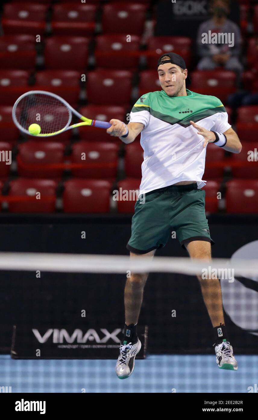 Sofia, Bulgarien - 10. November 2020: Der deutsche Jan-Lennard Struff im Kampf gegen den Kanadier Vasek Pospisil bei den ATP 250 Sofia Open. Stockfoto