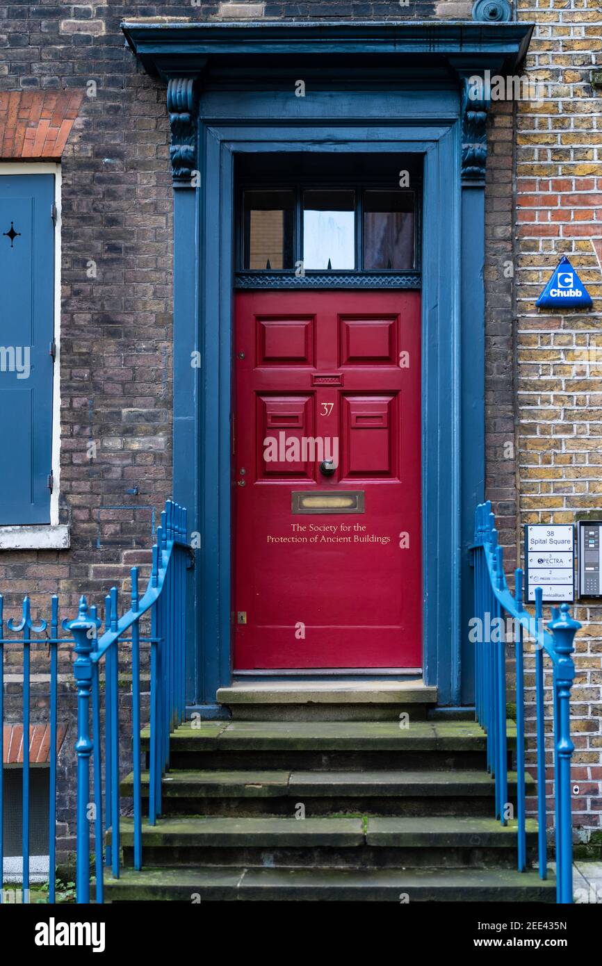 Die Gesellschaft zum Schutz antiker Gebäude oder SPAB am 37 Spital Square, Spitalfields, London. 1877 von William Morris & Philip Webb gegründet Stockfoto