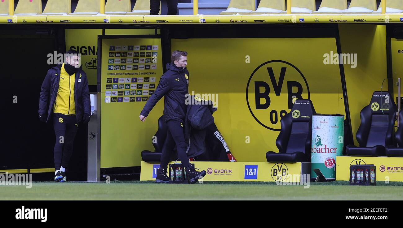 Marco REUS (DO) geht auf die Bank, Fußball 1st Bundesliga, 21st Spieltag, Borussia Dortmund (DO) - TSG 1899 Hoffenheim (1899) 2: 2, am 19. September 2020 in Dortmund / Deutschland. Foto: Ralf Ibing / firo Sportphoto / Pool via FOTOAGENTUR Sven Simon # die DFL-Bestimmungen verbieten die Verwendung von Fotografien als Bildsequenzen und/oder quasi-Video # nur zur redaktionellen Verwendung # Nationale und Internationale Nachrichtenagenturen ONLINE zur Nutzung weltweit Stockfoto