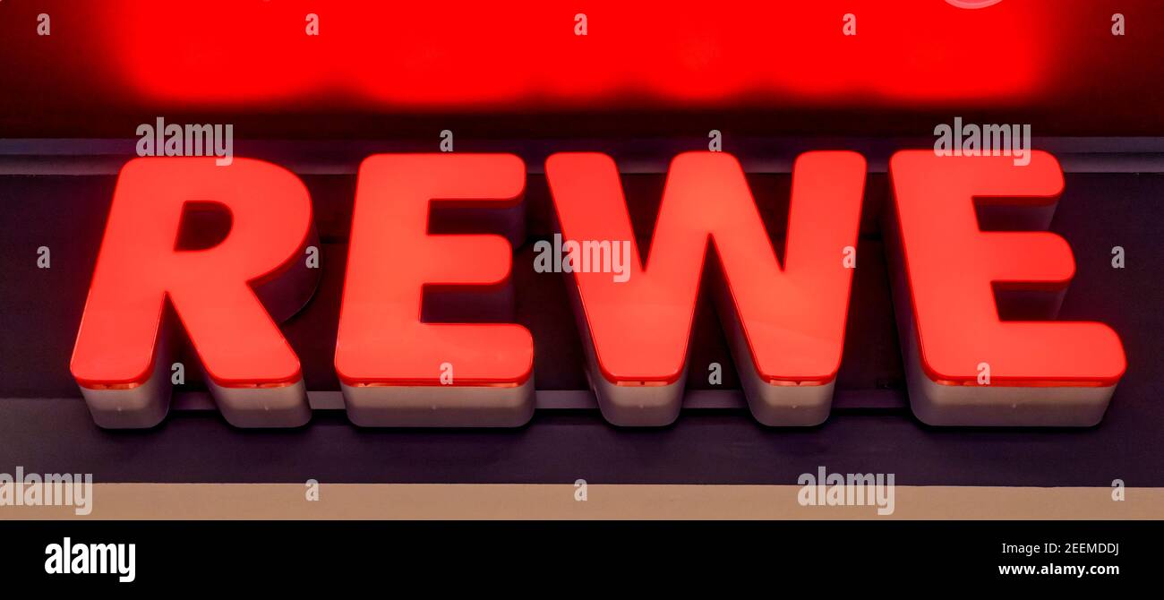 East Side Mall, REWE Logo, Berlin-Friedrichshain, Stockfoto
