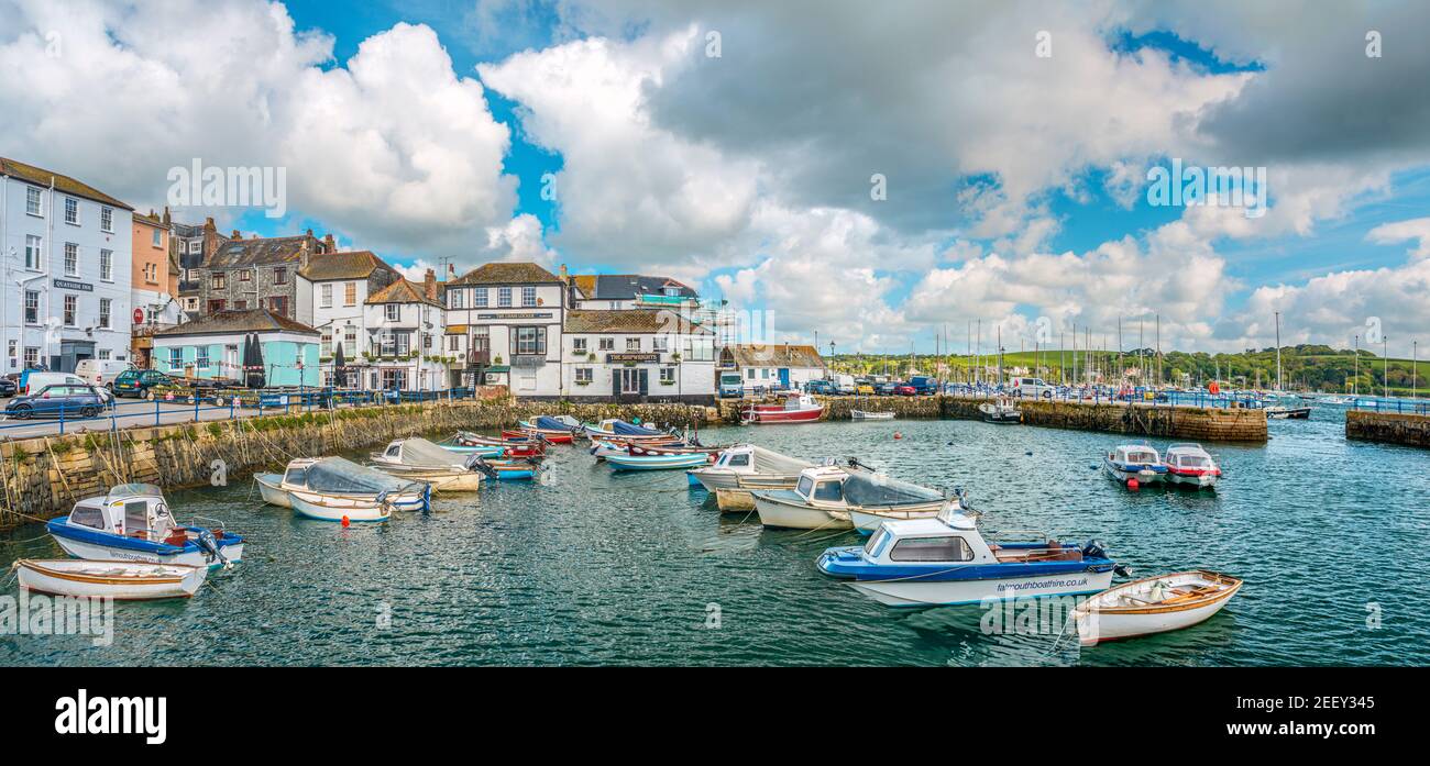 Panorama von Custom House Quay und North Quay, Falmouth, Cornwall, England, Großbritannien Stockfoto