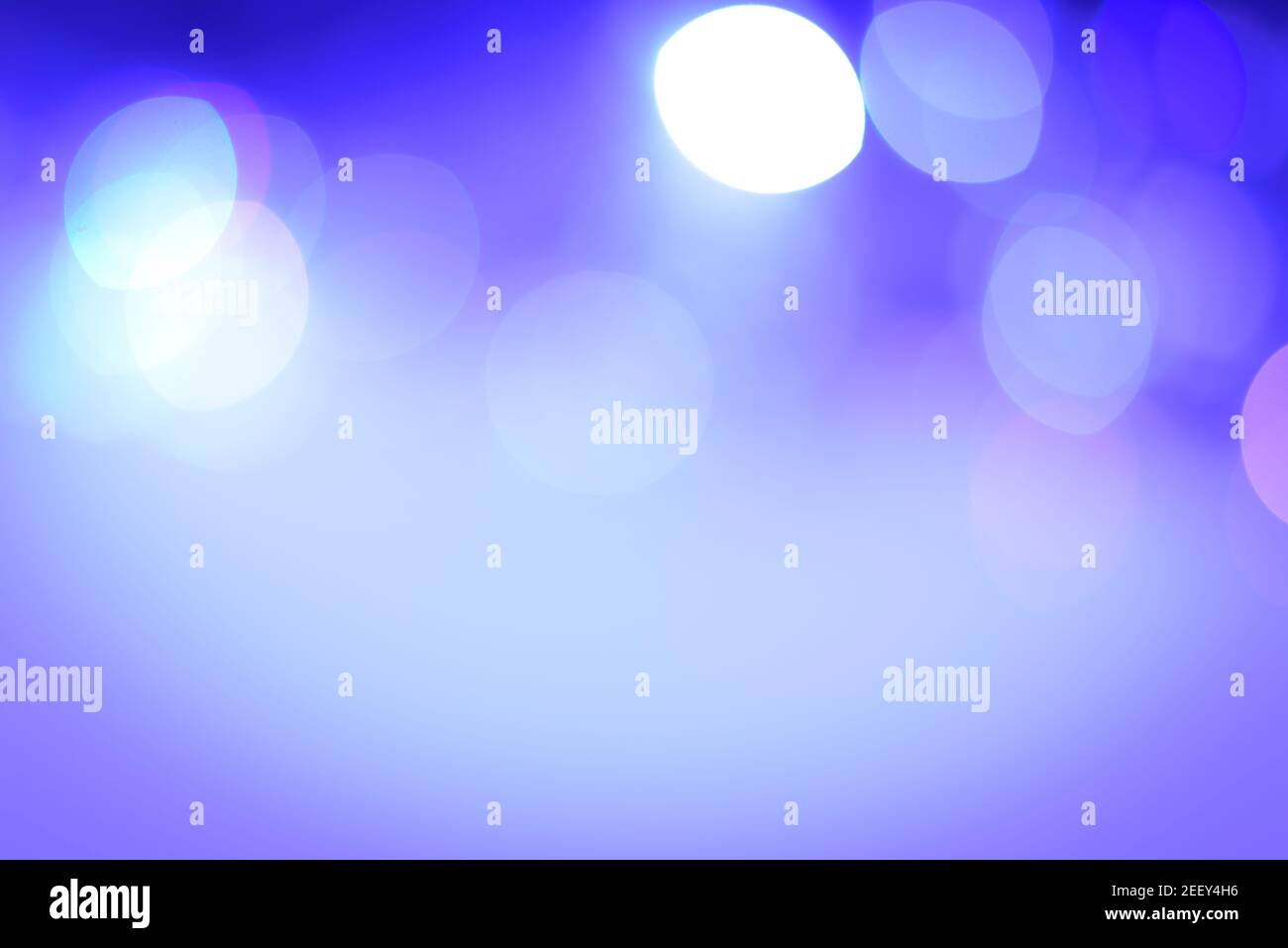 Kalter Hintergrund mit natürlichem Unschärfe-Bokeh-Licht Stockfoto
