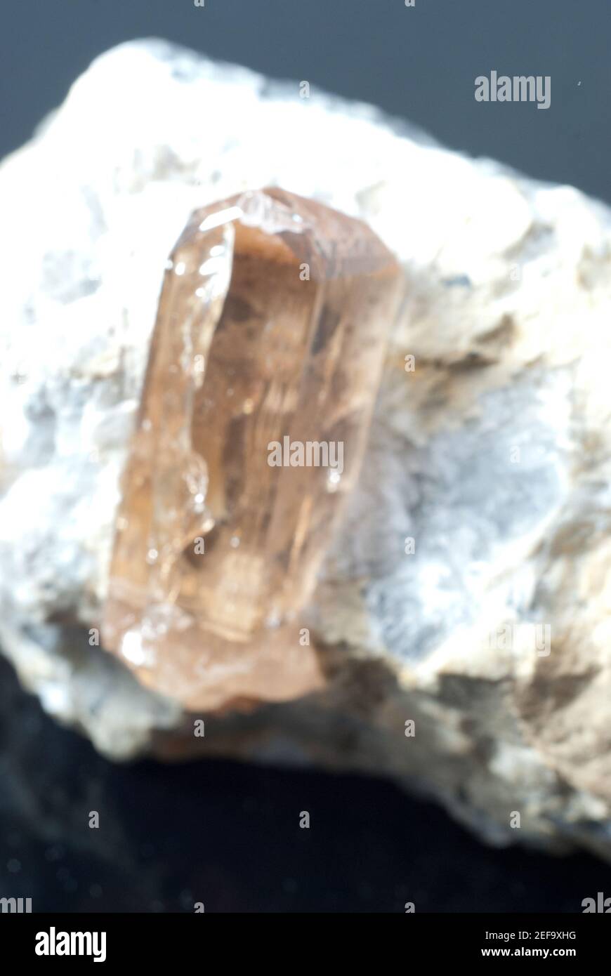 Mineralprobe der topaz-Kristalle Stockfoto