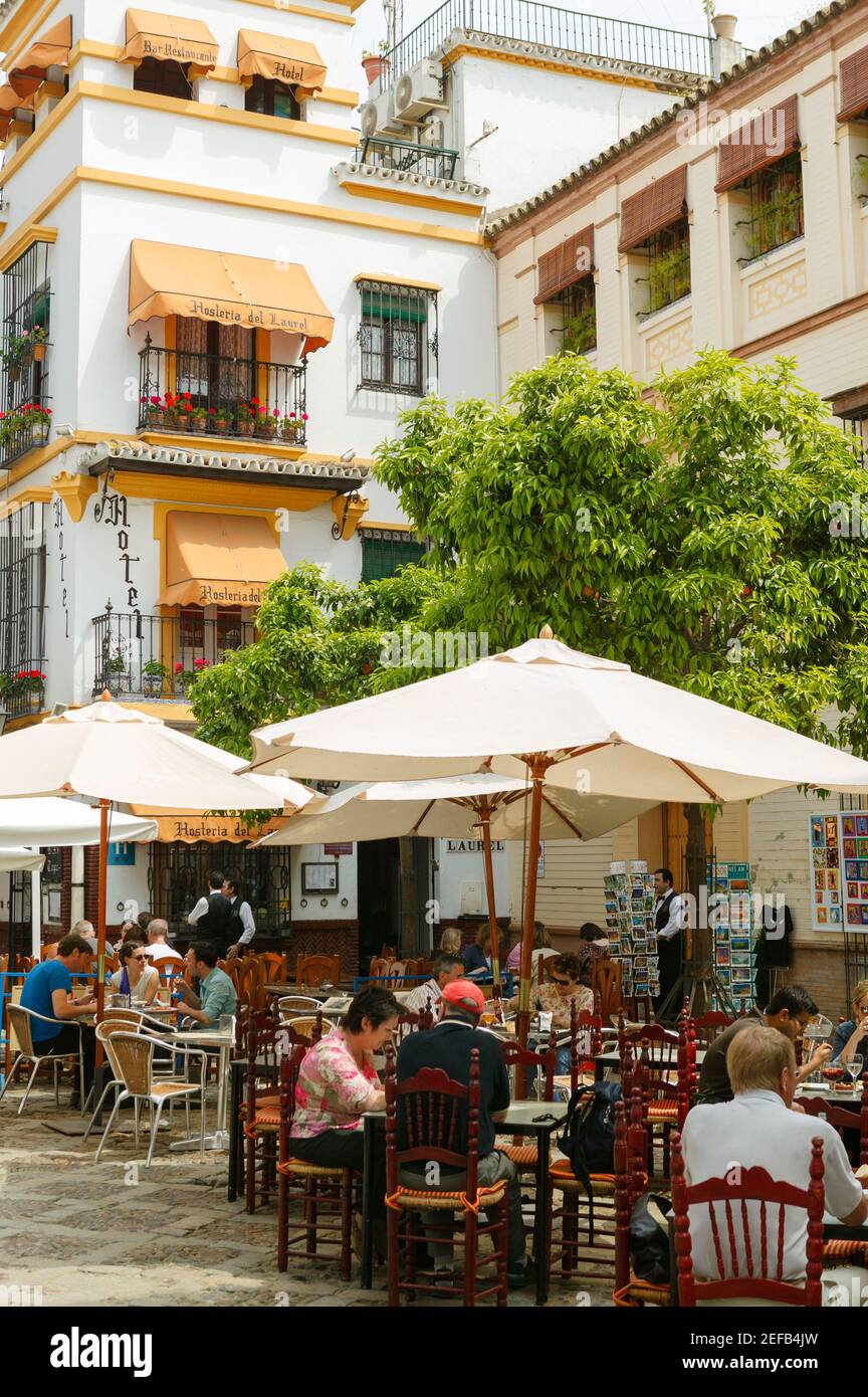 Restaurant, Plaza de los Venerables Barrio, Santa Cruz, Sevilla, Andalusien, Spanien Stockfoto