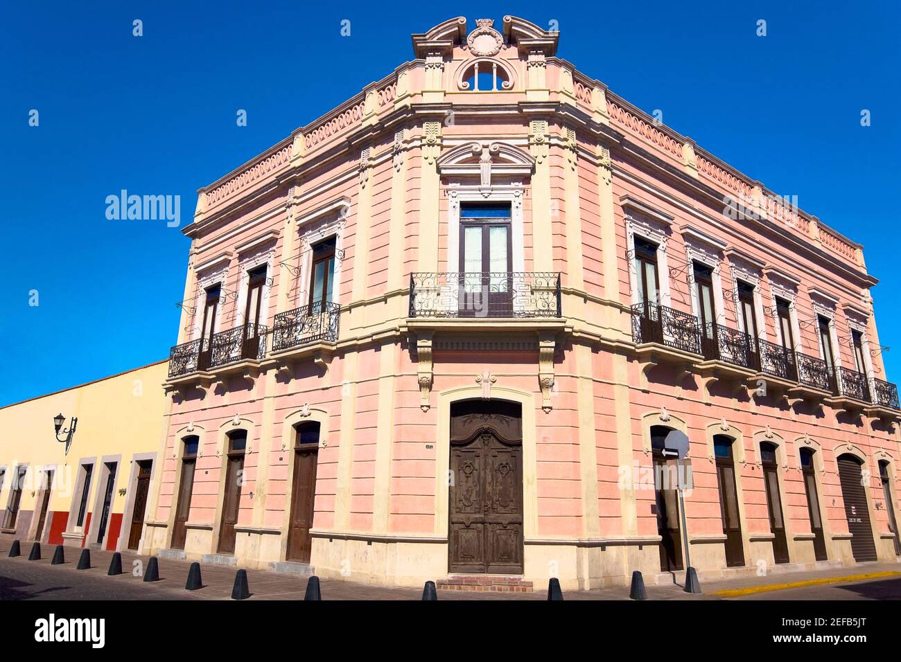 Fassade eines Gebäudes, Aguascalientes, Mexiko Stockfoto