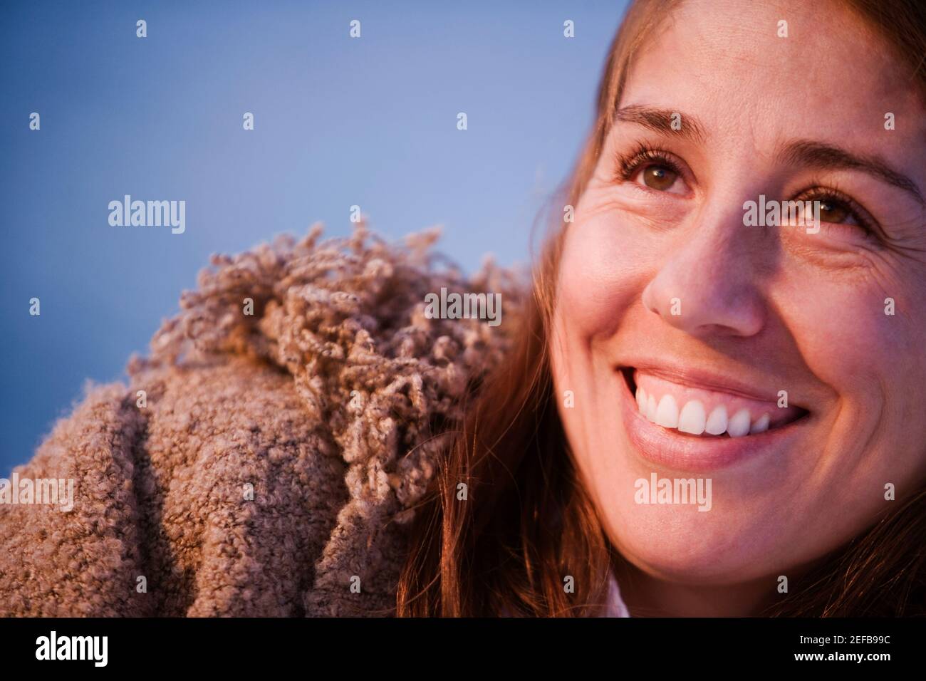 Nahaufnahme einer Mitte erwachsenen Frau lächelnd Stockfoto