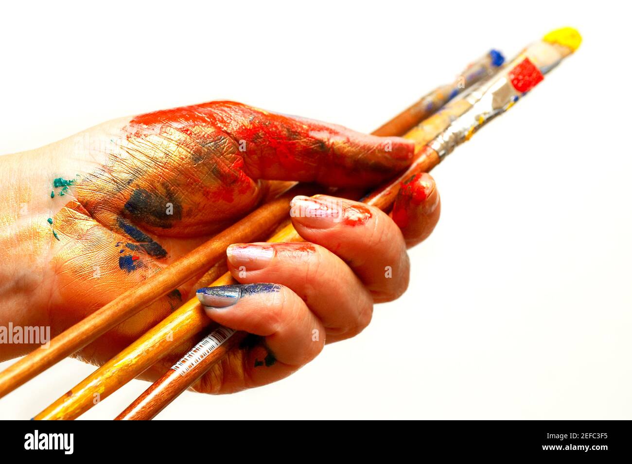 Nahaufnahme eines personŽs Hand halten Pinsel Stockfoto