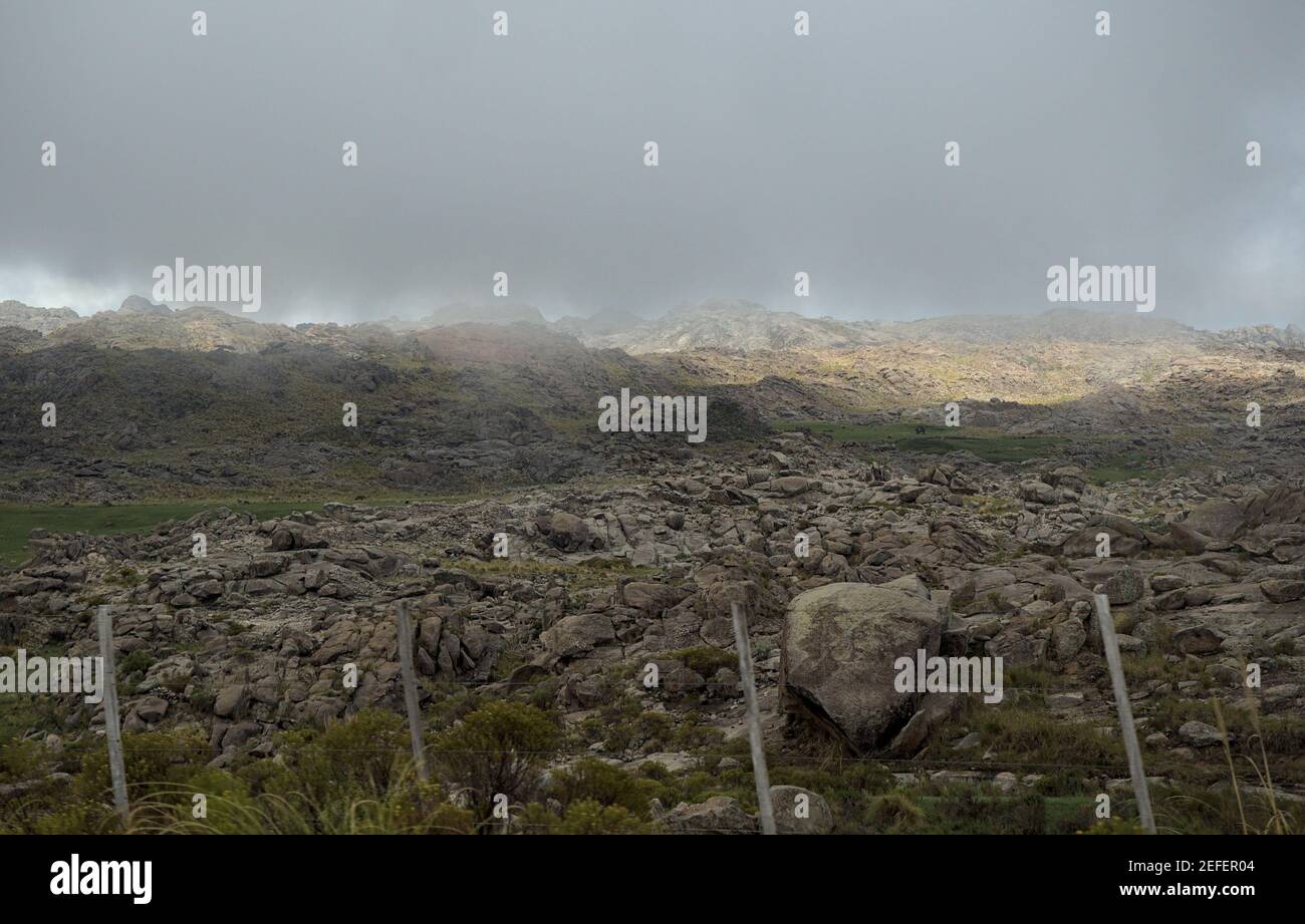 Blick in die Landschaft von Altas Cumbres (High Hills) in der Provinz Cordoba, Argentinien. Stockfoto