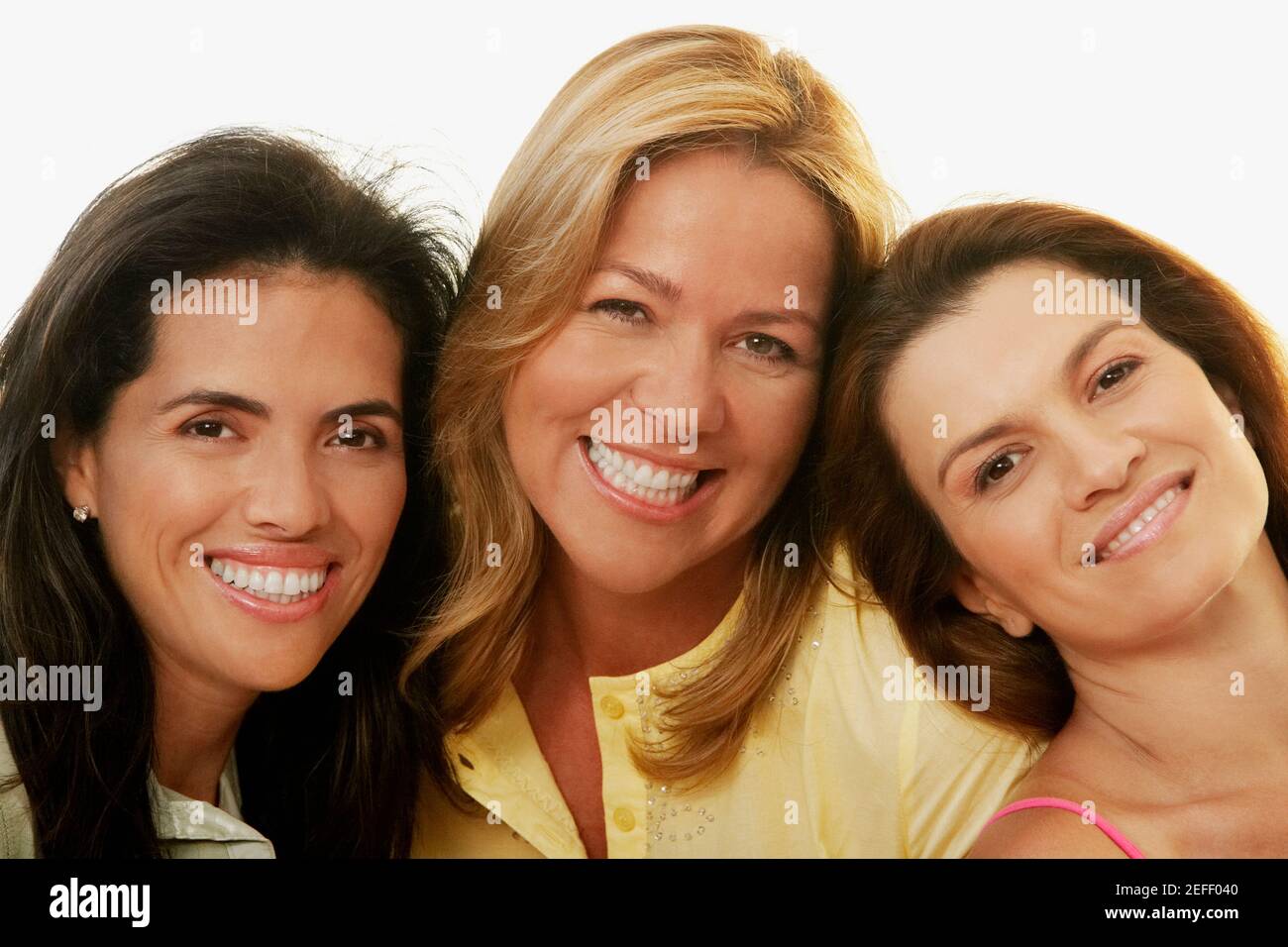 Porträt von zwei Mitte Erwachsene Frauen und eine reife Frau, Lächeln Stockfoto