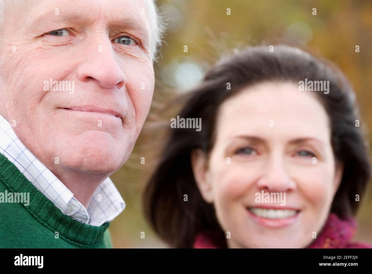 Nahaufnahme eines lächelnden Paares Stockfoto