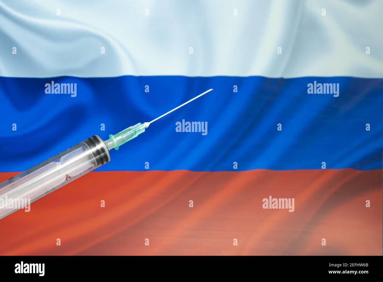 COVID-19 Pandemisches Coronavirus-Konzept. Russland Coronavirus-Impfstoff, Sputnik V. Covid-19 Impfung, Grippe-Prävention, Immunisierungskonzept mit Russisch Stockfoto
