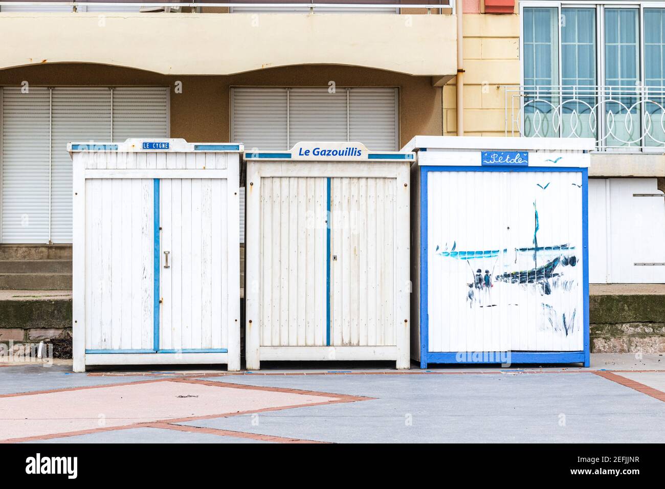 Cabines de Bain sur la digue de Wimereux, Frankreich, Hauts de France Stockfoto