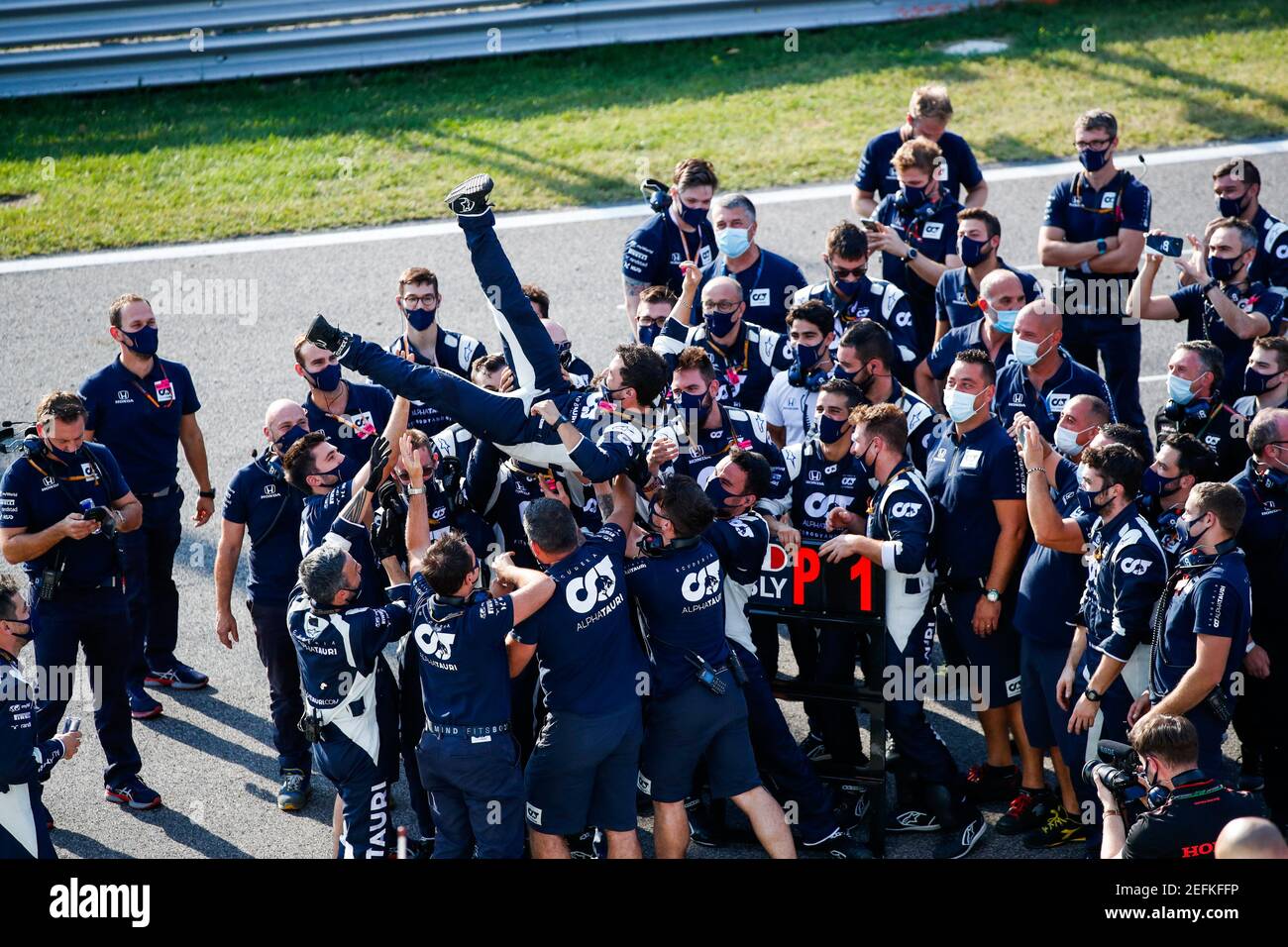 Alpha Tauri Feier, GASLY Pierre (Fra), Scuderia AlphaTauri Honda AT01 feiert seinen Sieg während der Formel 1 Gran Premio Heineken D'italia 2020, 2020 Grand Prix von Italien, vom 4. Bis 6. September 2020 auf dem Autodromo Nazionale di Monza, in Monza, bei Mailand, Italien - Foto Florent Gooden / DPPI Stockfoto