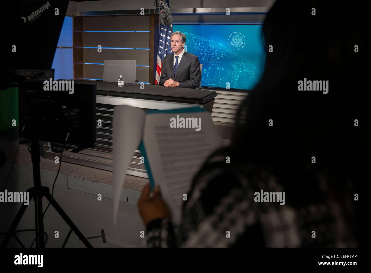 US-Außenminister Antony Blinken nimmt eine Videobotschaft des Außenministeriums Harry S. Truman Building am 16. Februar 2021 in Washington, DC auf. Stockfoto