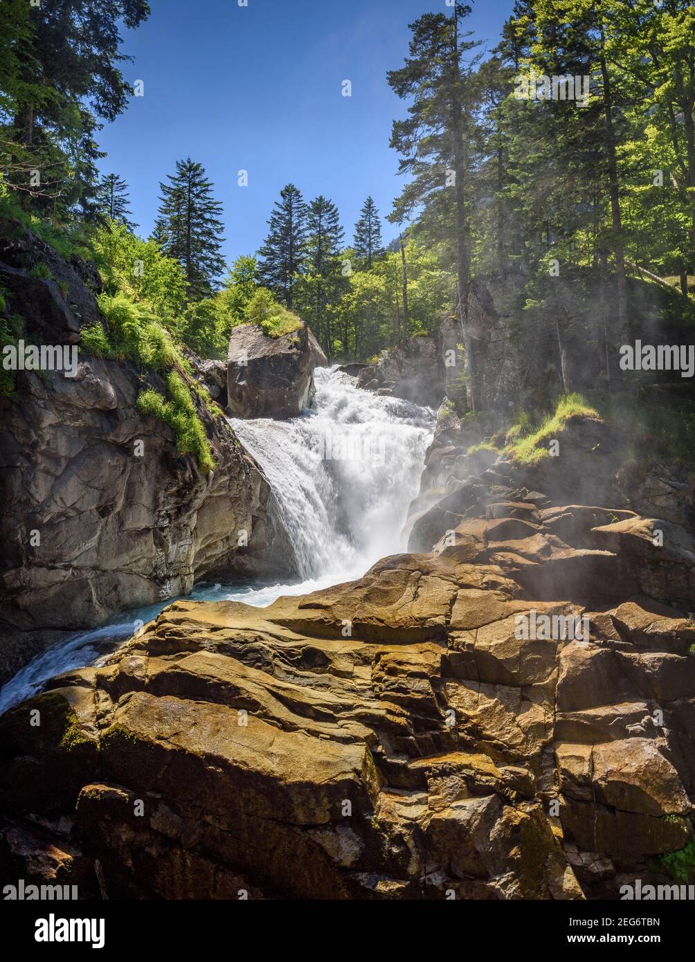 Cerisey Wasserfall auf der Route des Chemin des Cascades zwischen Cauterets und Pont d'Espagne (Cauterets, Nationalpark der Pyrenäen, Frankreich) Stockfoto