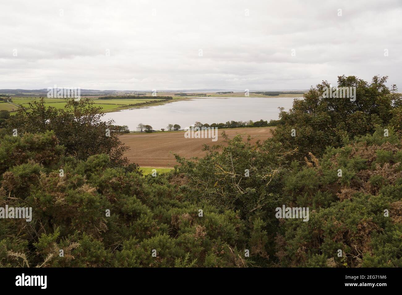 Meer zu Ufer, Anbau und Natur in Harmonie leben. Stockfoto
