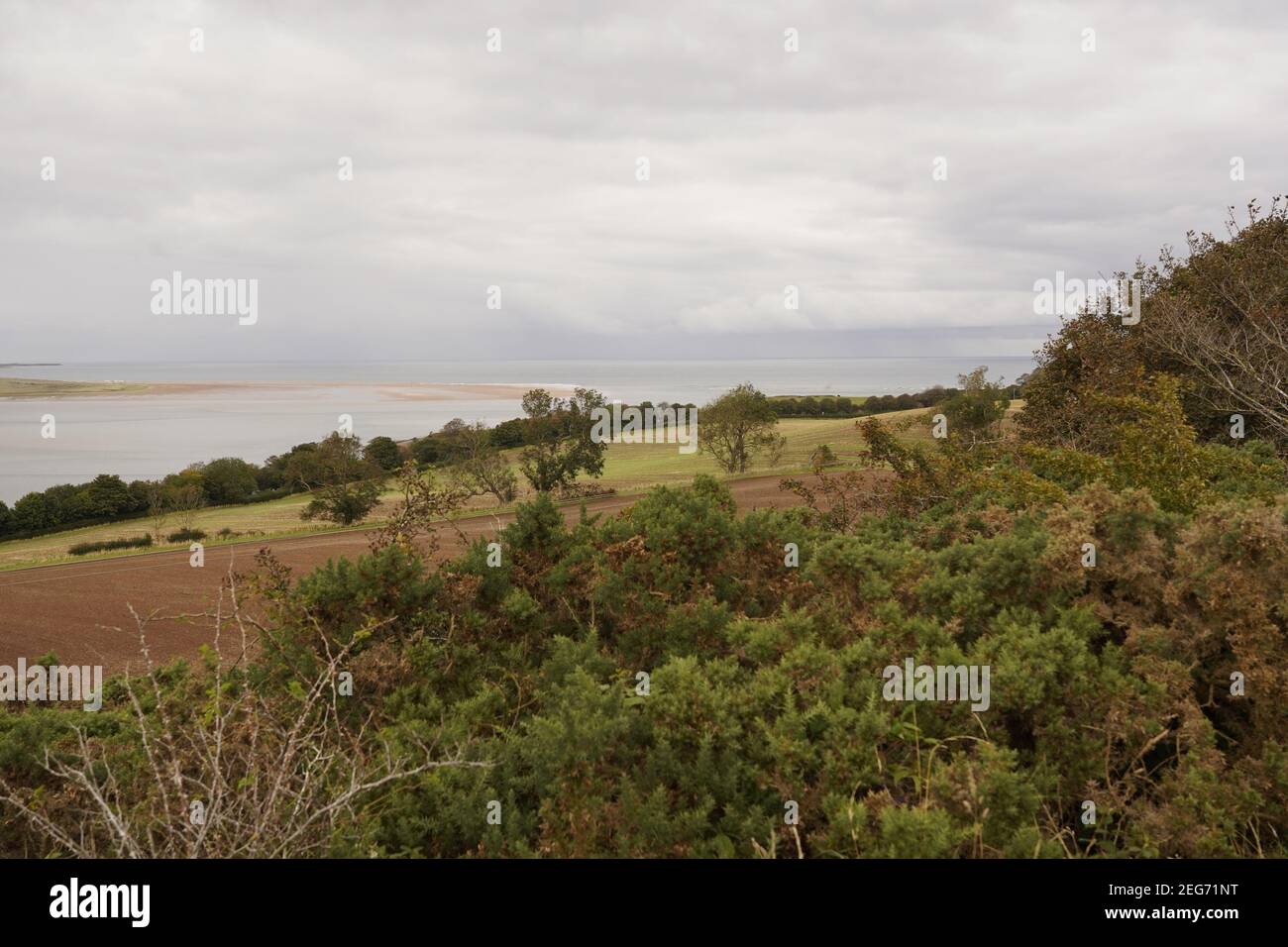 Meer zu Ufer, Anbau und Natur in Harmonie leben. Stockfoto