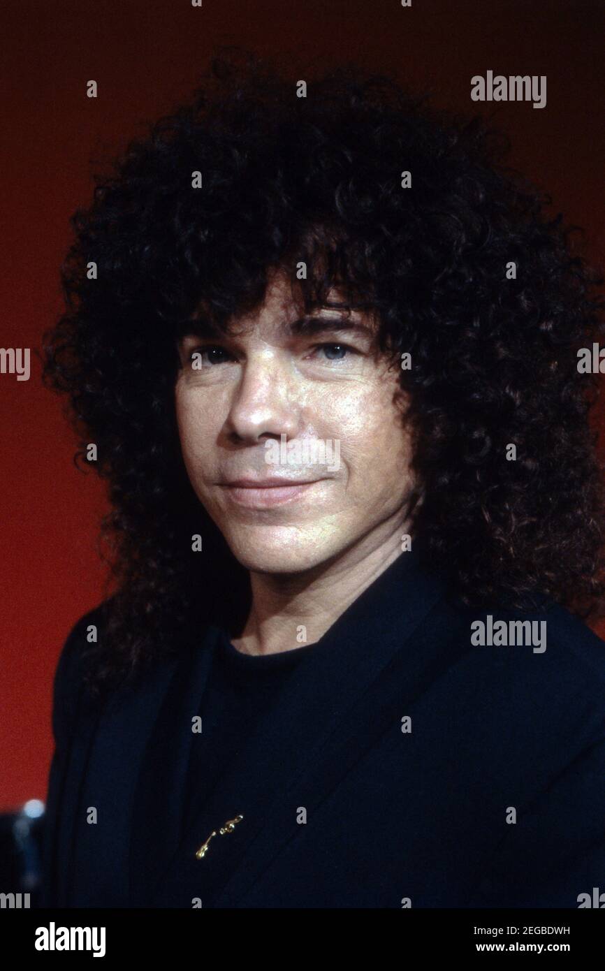 Riccardo Cocciante Italienischer Sanger Musiker Und Komponist 1991 Riccardo Cocciante Italienischer Sanger Musiker Und Komponist 1991 Stockfotografie Alamy