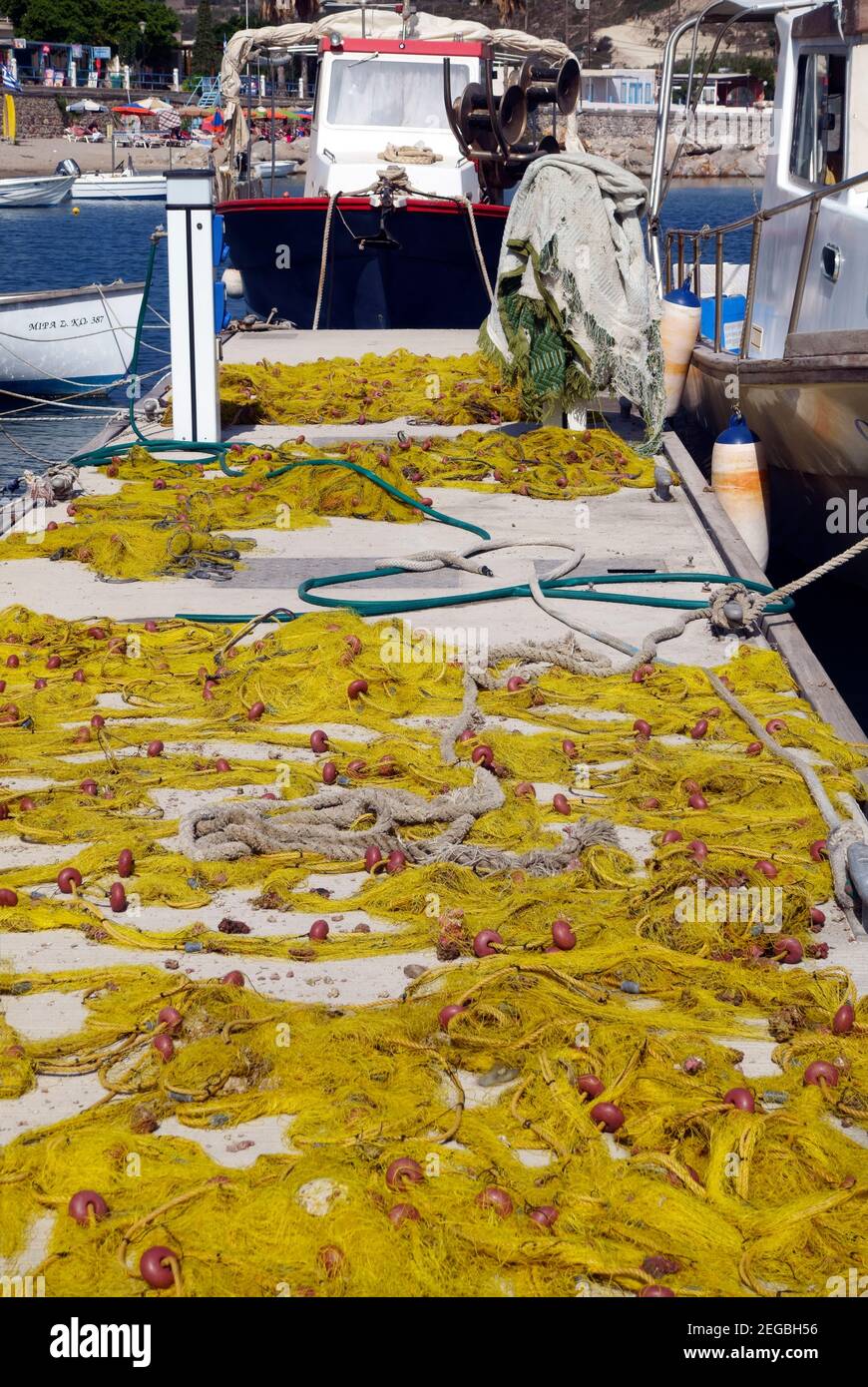 Fischernetze zum Trocknen ausgelegt Stockfoto