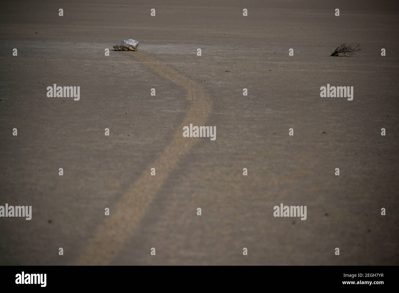 Allgemeine Gesamtansicht der "Racetrack" playa im Death Valley Nationalpark, Calif, Sonntag, 14. Februar 2021. (Dylan Stewart/Image of Sport) Stockfoto