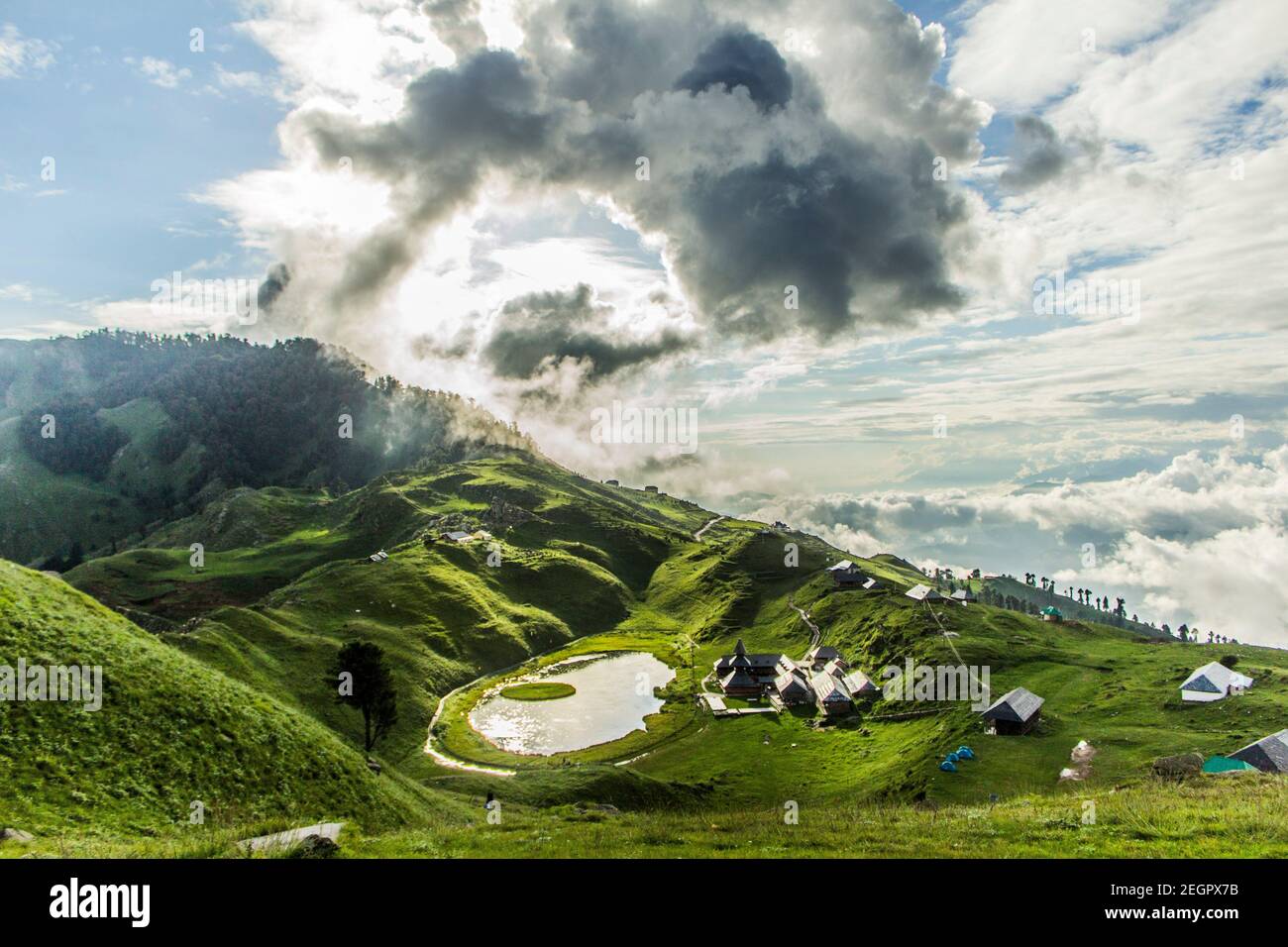 Prashar Lake, Mandi, Himachal Pradesh Stockfoto