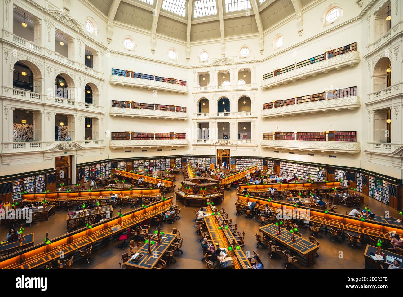 29. Dezember 2018: Der Lesesaal La Trobe, auch bekannt als die Kuppel, der Staatsbibliothek von victoria in Melbourne, Australien. Es wurde entworfen, um zu halten Stockfoto