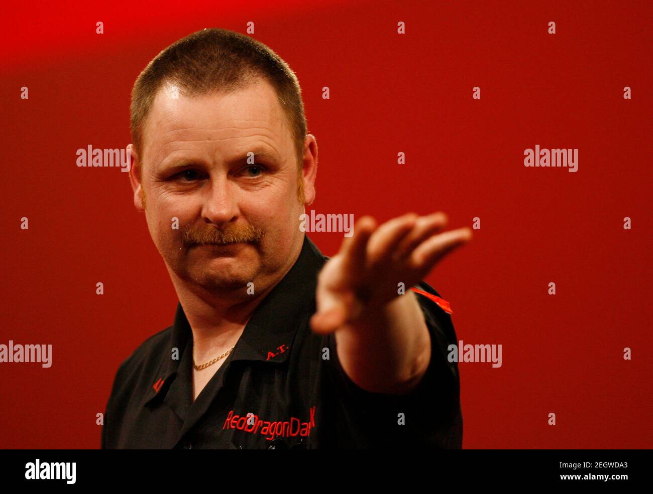 Alan tabern ladbrokes com world darts championship alexandra palace