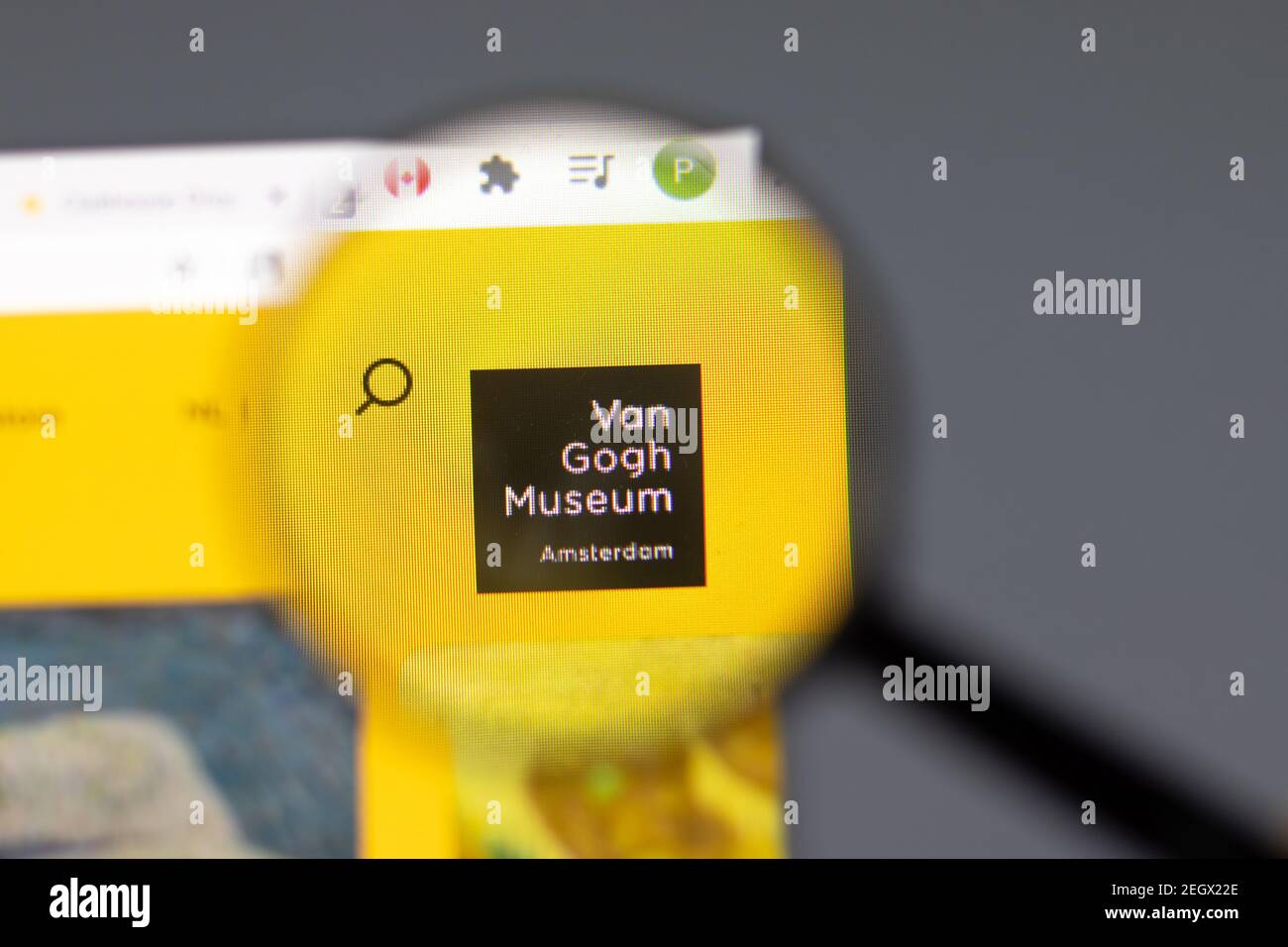 New York, USA - 15. Februar 2021: Van Gogh Museum, Amsterdam Website im Browser mit Firmenlogo, illustrative Editorial Stockfoto